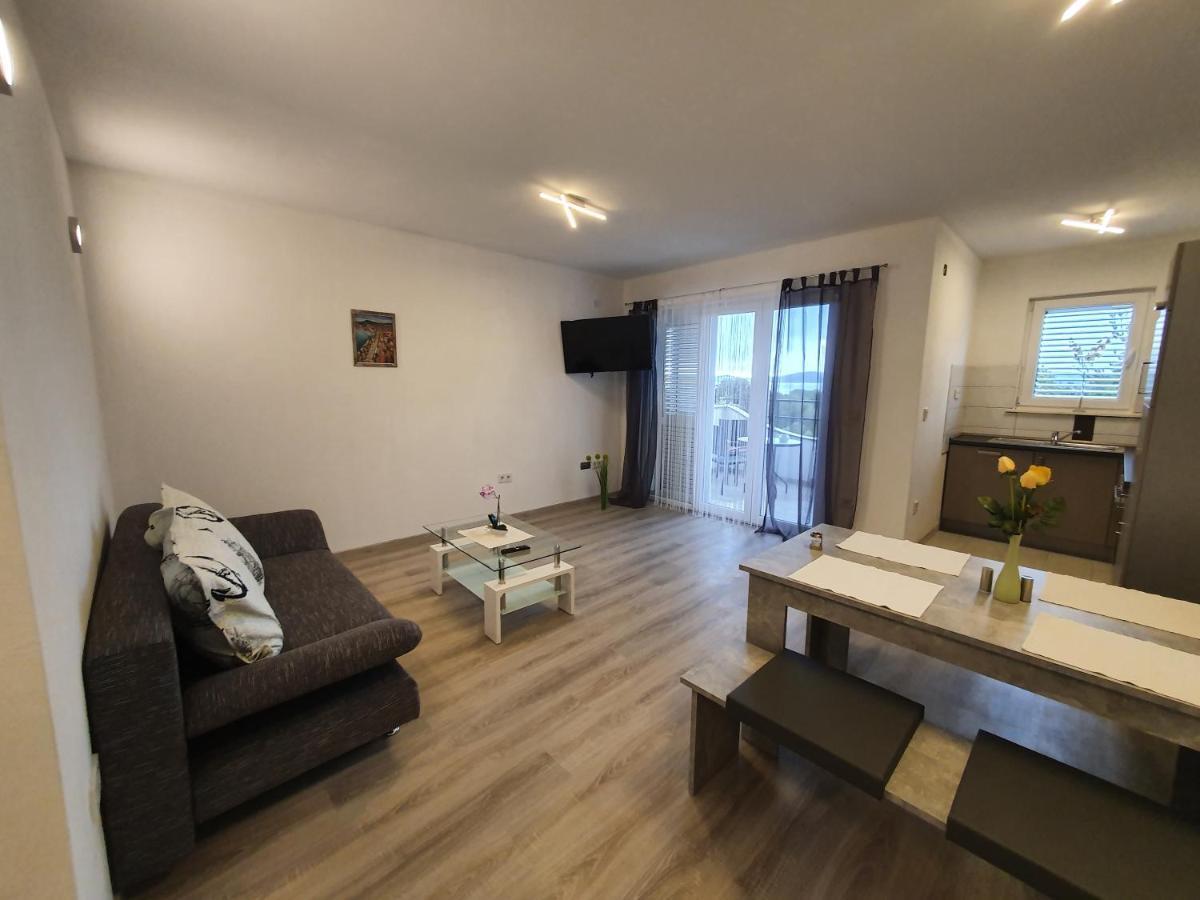 Apartments Villa M&M 2 비빈제 외부 사진
